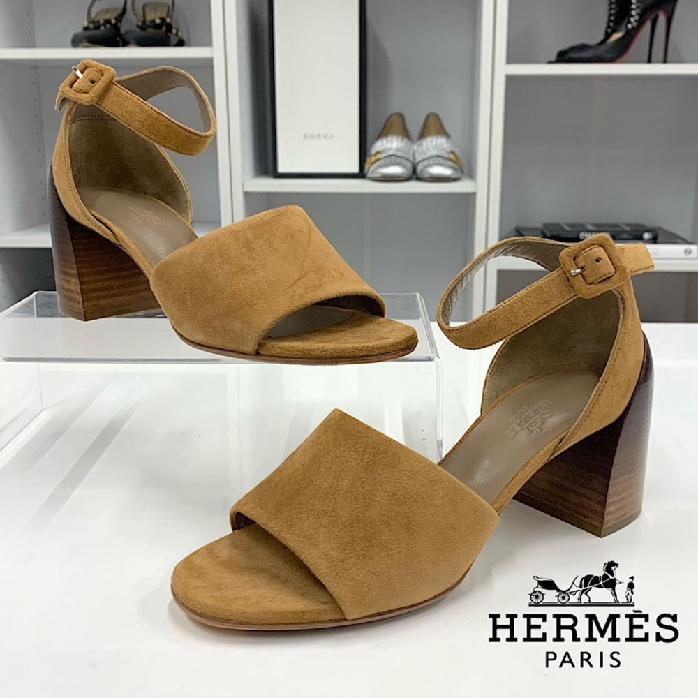 HERMES Heels. Great condition (worn a couple times) size 37 1/2